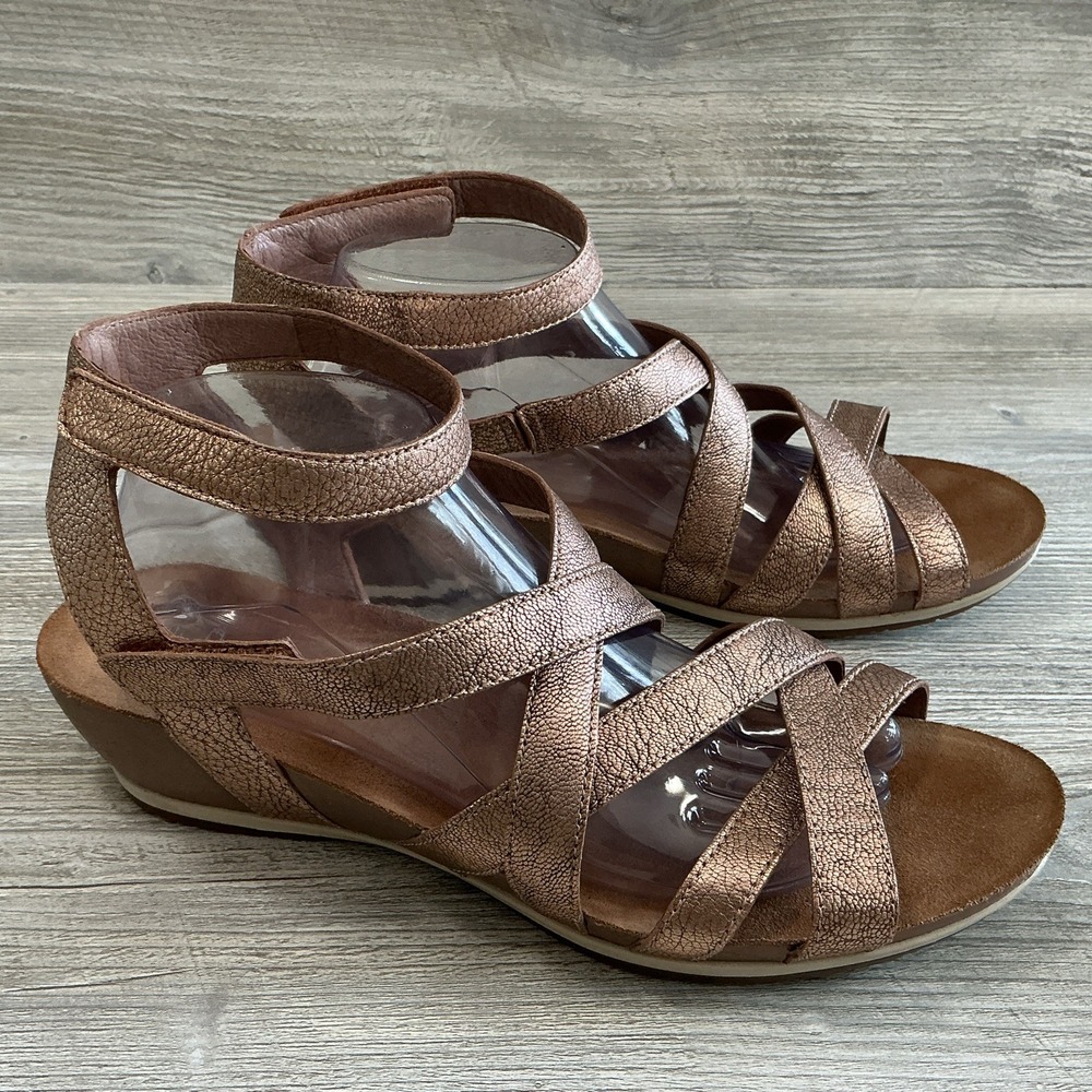 Dansko Veruca Sandals Womens 11.5-12 US -42 EU Rose Gold Leather Gladiator Wedge